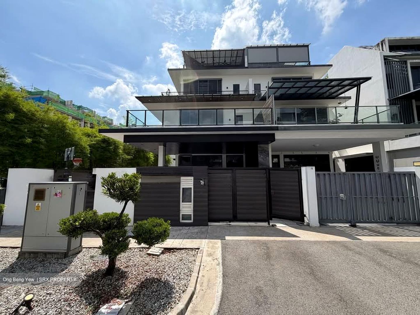 Luxus Hills (ph 7) (D28), Semi-Detached #563219881